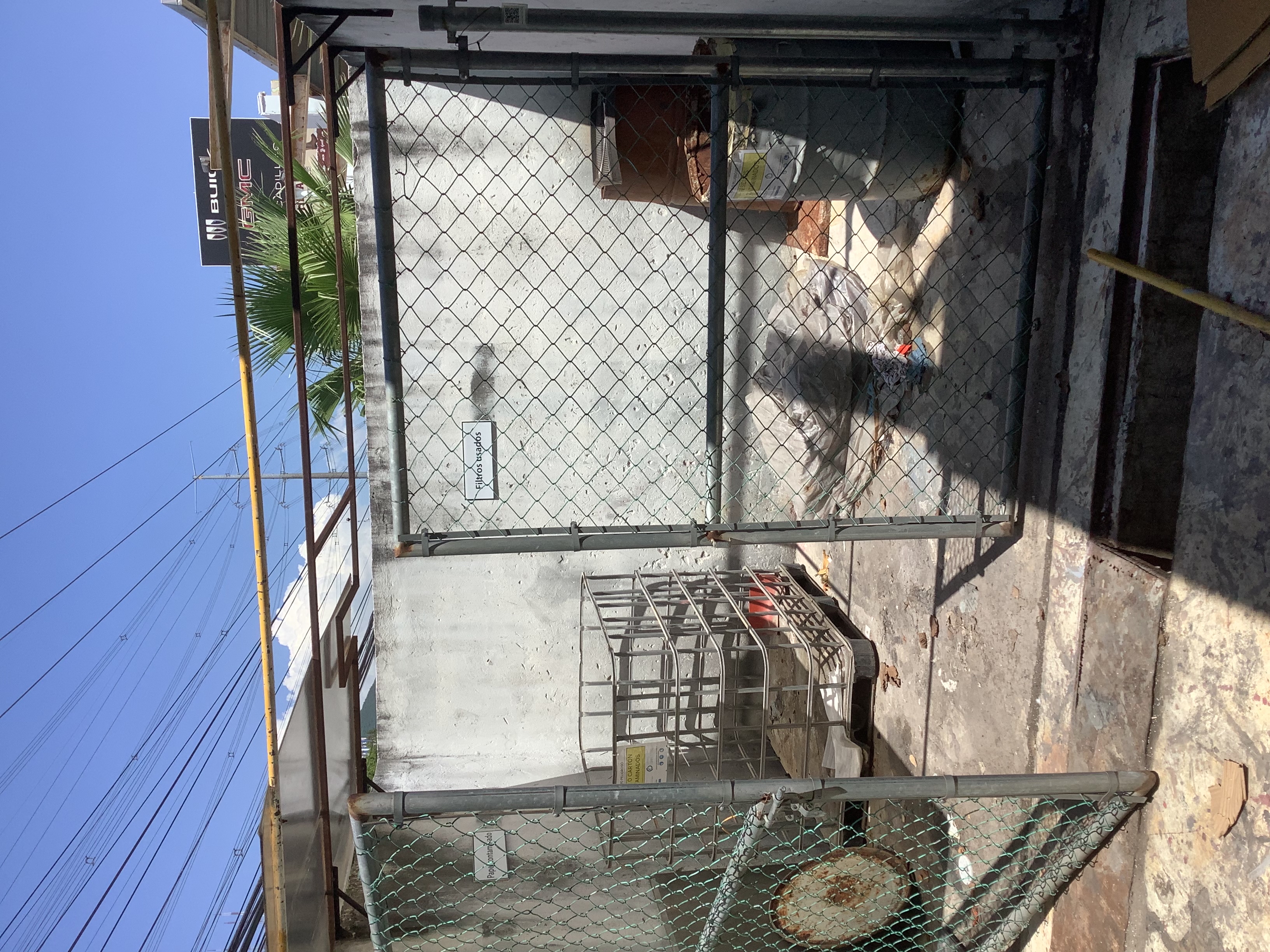 ATRP — Almacén Temporal Residuos Peligrosos (vista interior)